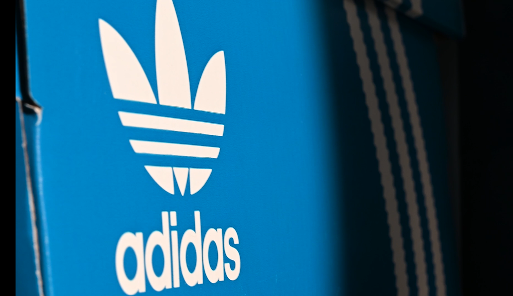 Vidéaste - entreprise - projet - étudiant - basket - chaussure - Adidas - vidéo